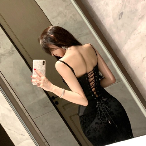 Photographed Design Black Lace Splicing Bralette Strap Women's Waist Cinching Hip Bump Dress Set