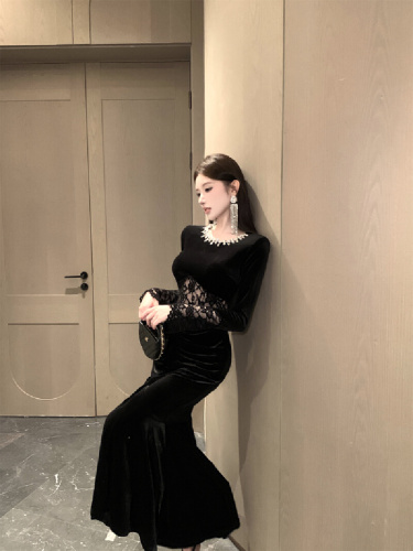 Photographed #Heavy Industry Nail Drill Velvet Fish Tail Skirt Pleated Slimming Elegant Lace Splicing Dress