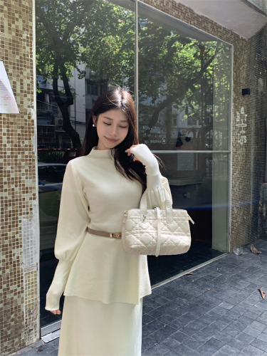 Actual photos Real waist-cinching sweater new half-high collar lantern sleeve slimming elegant knit top with belt