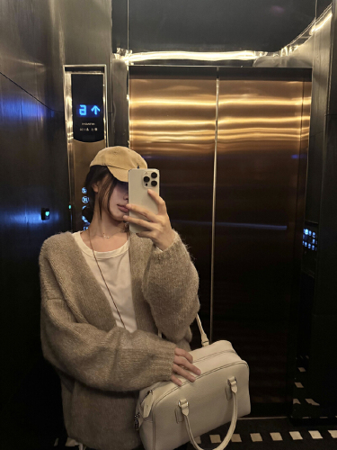 Women's Loose and Casual Style Knit Sweater Outerwear