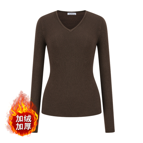 Real-shot: Women's White Fleece-Lined, Thick Base Layer Top with Slim-Fit V-Neck and Knitted Design