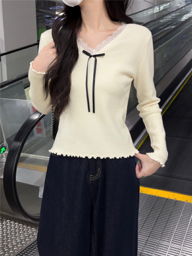 High-end V-neck lace bow knit sweater for women, autumn/winter 2025 new arrival, long sleeve, slim fit, figure-flattering