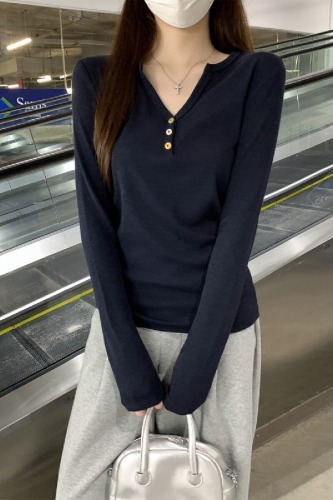 Real-shot Autumn/Winter Korean-style Slim-Fit Chic Half-Neckline Buttoned Off-Shoulder Long-Sleeve Base T-Shirt Top