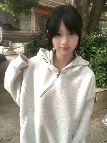 Cotton-imitating, polyester-cotton blended, milk fiber letter embroidery hoodie sweatshirt loose silhouette coat top