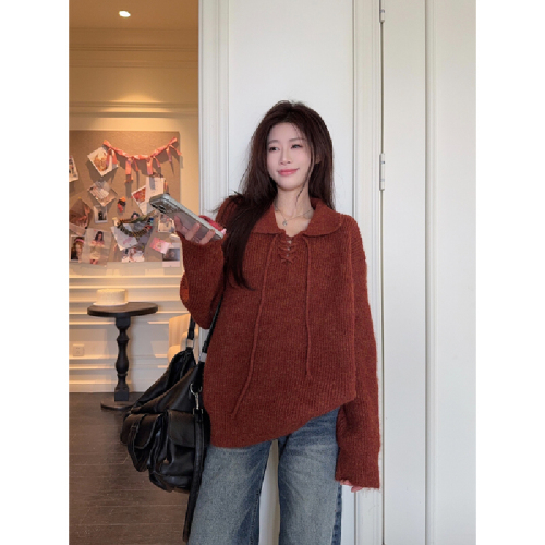 Photographed Autumn Korean-style loose and slimming polo collar tie design soft and fluffy knit crewneck sweater