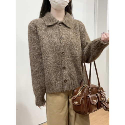 Photographed Korean-style leisurely loose polo neck soft and versatile thick knit sweater open jacket