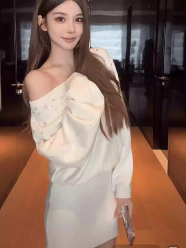 French Shoulder-Strap Neckline Diamond Batwing Sleeve Knitted Dress Winter Loose Fit Waist Cinching Turtleneck A-Line Short Skirt for Women