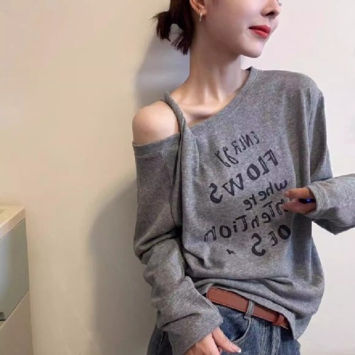 Korean-style Letter-Print Off-Shoulder Long-Sleeve T-Shirt | 2025 Autumn New Arrival | Women's Designer Casual All-Match Age-Defying Top