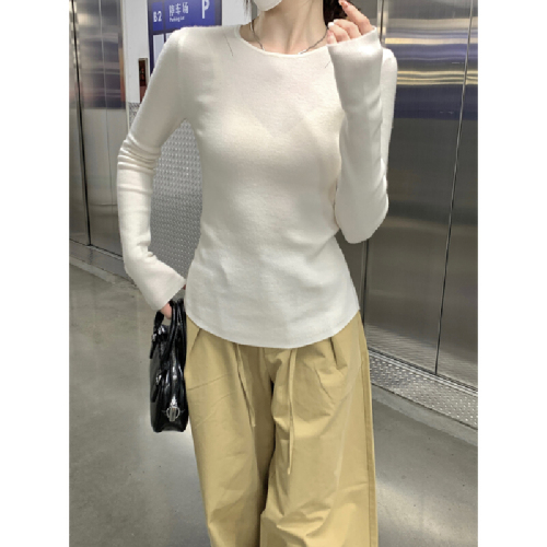 Real-shot Autumn/Winter Korean-style Soft, Fluffy, Slim-Fit Round-Neck Split Hem 6% Wool Knitted Base Layer Sweater