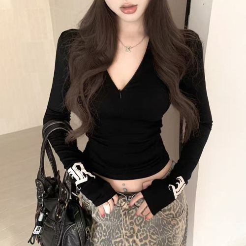 Cotton Blend American Print Zipper V-Neck T-Shirt for Women - Autumn Base Layer Top - Small Figure Black Long-Sleeve Top