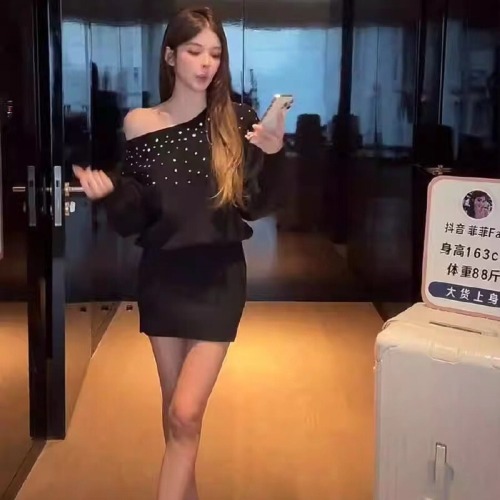 French Shoulder-Strap Neckline Diamond Batwing Sleeve Knitted Dress Winter Loose Fit Waist Cinching Turtleneck A-Line Short Skirt for Women