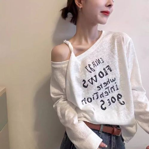 Korean-style Letter-Print Off-Shoulder Long-Sleeve T-Shirt | 2025 Autumn New Arrival | Women's Designer Casual All-Match Age-Defying Top