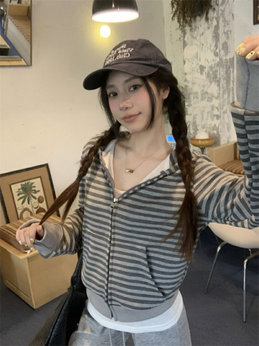 Real Shot True Striped Long Sleeve Hooded Sweatshirt Outerwear for Women Short Sleeve Ladies Top