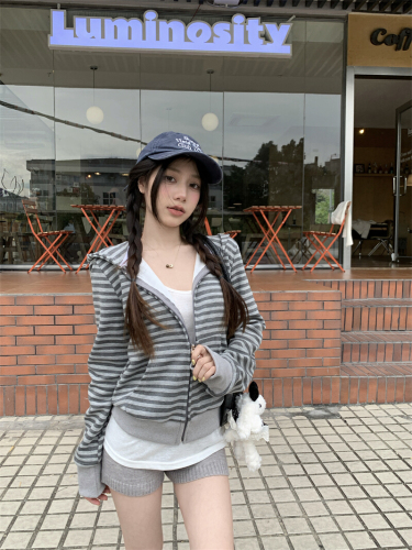 Real Shot True Striped Long Sleeve Hooded Sweatshirt Outerwear for Women Short Sleeve Ladies Top