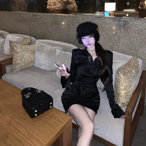 Shot! Light Luxury High-Grade Lace Splicing Collar Dress for Women Pure Desire Bodycon Waist Cinching Base Dress