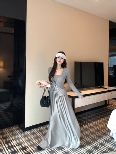 Live Shot! Complete OOTD Outfit Set Knit Cardigan with Irregular Hem Top, Camisole, and Long Half-Skirt