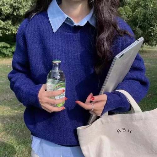 The taste of first love, pure color round neck women's Korean style temperament weight loss cashmere sweater