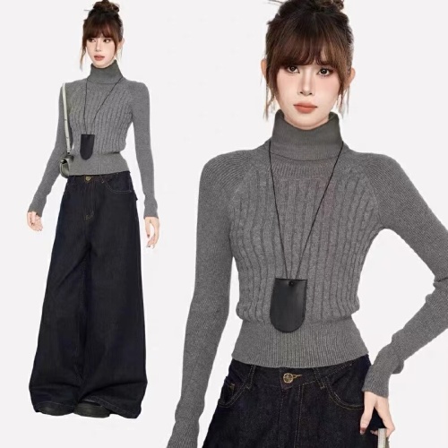 Women's Pure White High-Neck Sweater, Autumn/Winter Short-Sleeve Tight Fitting Knit Top for Layering