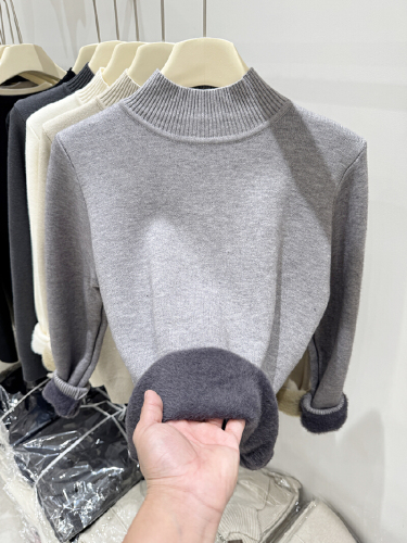 Women's 2025 Winter New Korean Style Semi-High Neck Fleece Sweater, Pure Color Warm and Versatile Short-Sleeve Knit Top