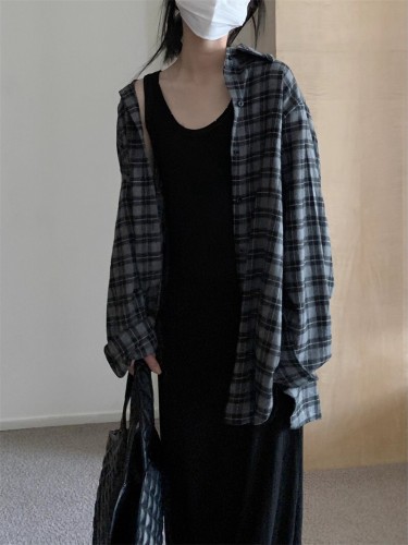 Drapey dark gray plaid shirt, loose and high-end design, niche cardigan, casual and versatile shirt, jacket, spring and autumn