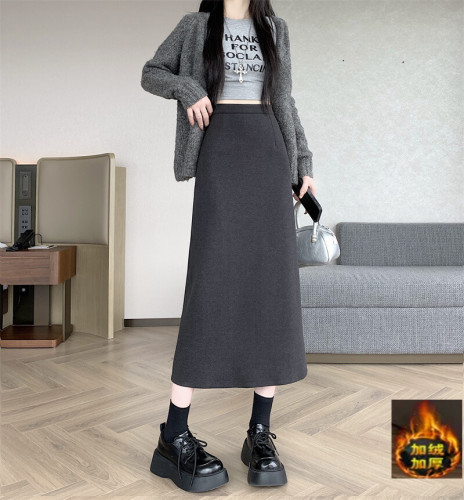 Real-life autumn/winter velvet-lined, extra-thick woolen skirt for women: high-waisted, figure-flattering, and slit-style maxi dress