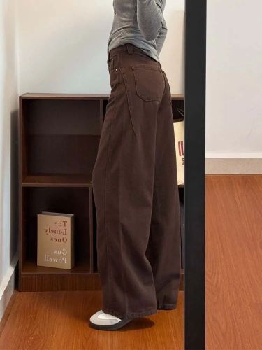 American Retro Coffee Brown Women's Jeans 2025 Winter New Pear Shape Straight Leg Ultra Slim Wide Leg Pants