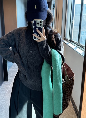 Grey Cable-Knit High-Neck Long-Sleeve Women's Cardigan Sweater for Autumn/Winter Loose Fit Casual and Stylish Knit Top Trendy