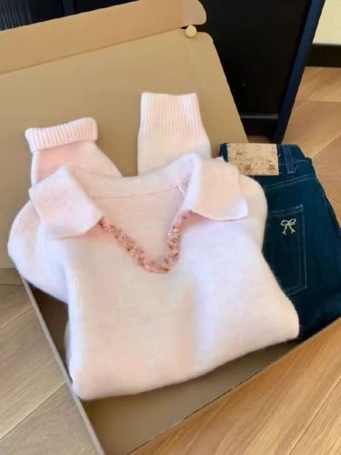 Sweet Style Collared Knit Sweater for Women - Winter Long Sleeve Design-Focused Pink Top