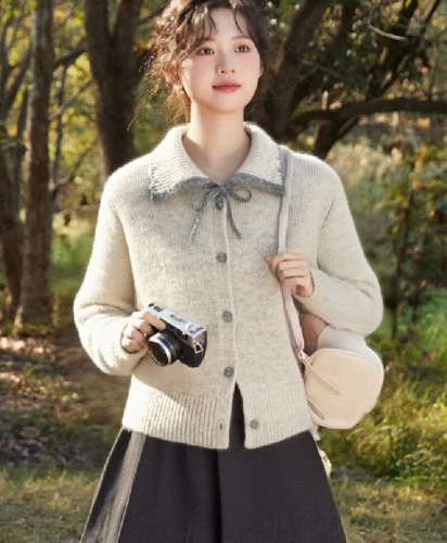 Korean Color Block Collar Belted Knit Sweater for Women 2025 Winter New Arrival Petite Long Sleeve Knit Cardigan Top