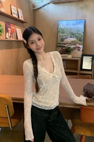 Real-shot, genuine, ultra-sexy spicy girl—bow-knot V-neck lace pants top, women's short bottoming shirt, long-sleeved T-shirt.