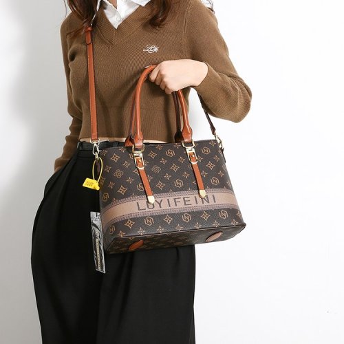 Women's Hong Kong Shopping Bags for Autumn/Winter Fashion Commute Crossbody Bag Large Capacity Genuine Leather Single Shoulder Handheld Tote Bag Trendy