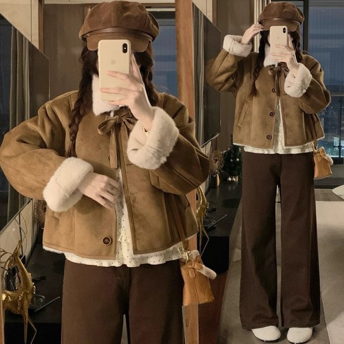 Composite rabbit fur: Korean-style leather and fur integrated, super good-looking, lined, short women's autumn and winter, petite, sweet and loose-fitting coat