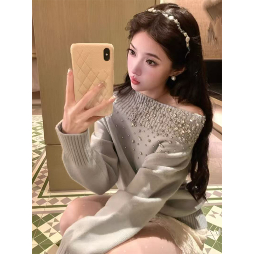 One-Shoulder White Embroidered Diamond Long-Sleeve Knit Top for Women - Autumn/Winter Knit Sweater - Korean Style Pure Desire Loose Inner Layer Top
