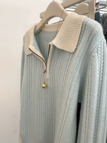 Half-zip collar long-sleeved knitted sweater for women, suitable for innerwear or outerwear, new autumn and winter style, very beautiful top