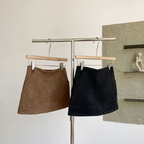 2025 Autumn/Winter Korean Thickened Anti-Slip Bodysuit Skirt with Faux Fur