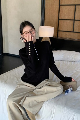 Photographed in real life, half open-collared button-up top, high-neck knit sweater for women, soft and fluffy, inner wear, base layer top.