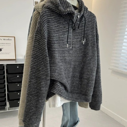 Women's Loose Hooded Sweatshirt Outerwear with Half Chain Print, New Style 2025 Winter