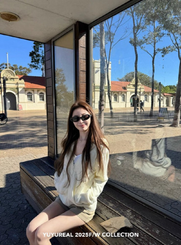 Early Autumn Cute Fashion Women's White Zipper Casual Hooded Knit Sweater College Style Relaxed Loose Outerwear