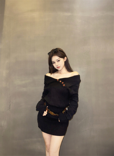 ~Autumn/Winter Lazy Pure Desire One-Shoulder Large Collar Off-the-Shoulder Cardigan Skirt with Belt
