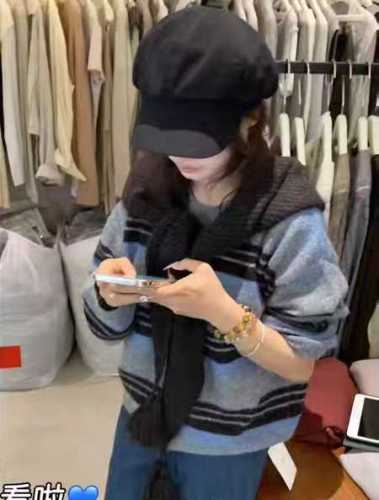 Double-breasted striped cashmere sweater set with triangular scarf - Dongdaemun Korean version