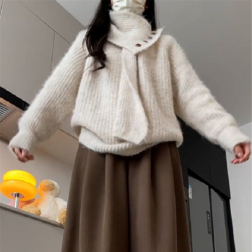 Lazy chic V-neck sweater for women, autumn and winter 2025 new Korean style clothing, very beautiful, great for layering under knitwear