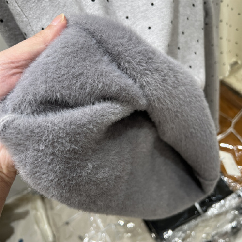 Mushroom Edge Polka Dot Integrated Fleece Thick Long Sleeve Knit Top Women's Sweater 2025 Winter New Version Base Shirt Top