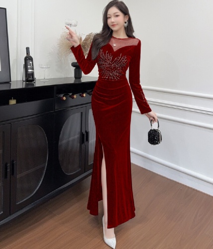 High-end black French-style lace-trimmed velvet A-line maxi dress with spaghetti straps and slits