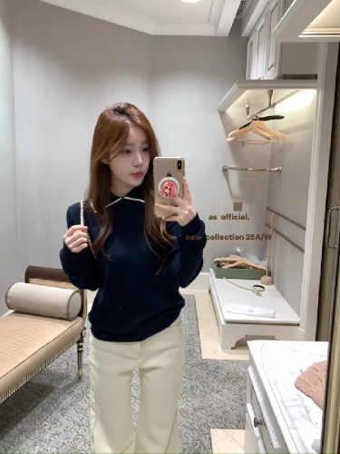 AS OFFICIAL Blogger's Matching Essence Playful Excessive Color Clash Edge Atmosphere Collar Knit Sweater for Women