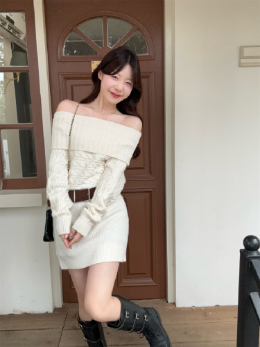 Photographed 2025 Autumn/Winter New Korean Style One-Shoulder Long-Sleeve Knit Dress with Waist Cincher and Hourglass Skirt for Women with Elastic Waist