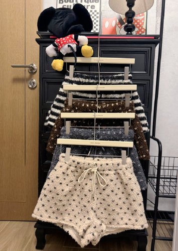 Actual Shoot Autumn/Winter Korean Style Elastic Waist Belt Loose Fitting Slimming Casual Short Shorts for Women with Heart Stripes Lamb Fur Knit Shorts