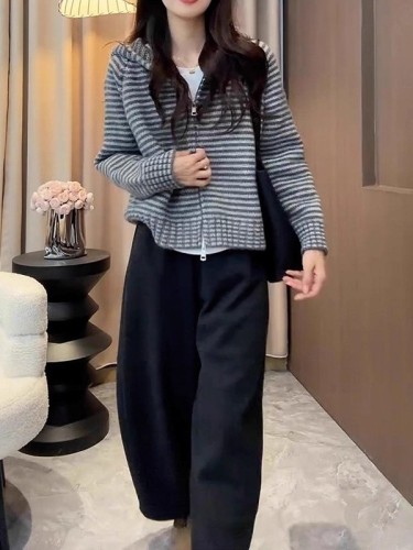 Korean striped hooded double zip knit sweater for women, suitable for autumn and winter, large size, plus size, lazy style, slimming outerwear