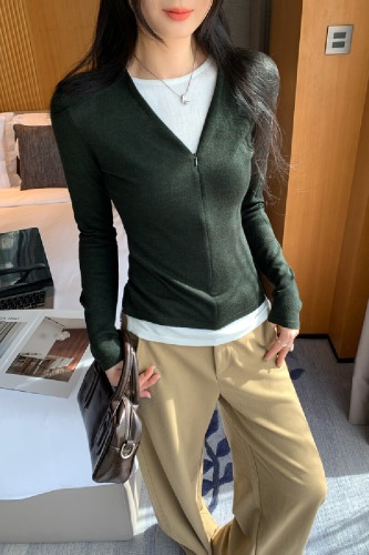 Actual photo zipper contrasting color faux two-piece wool knit base shirt women autumn winter 2025 new slim fit inner top