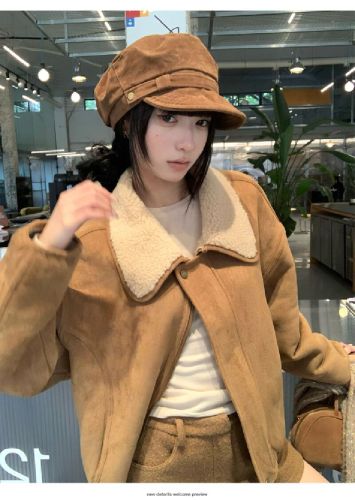 2025 New Suede Jacket Korean Lamb Fur Skin One-Piece Short Biker Coat Leather Jacket Women Winter Petite Size