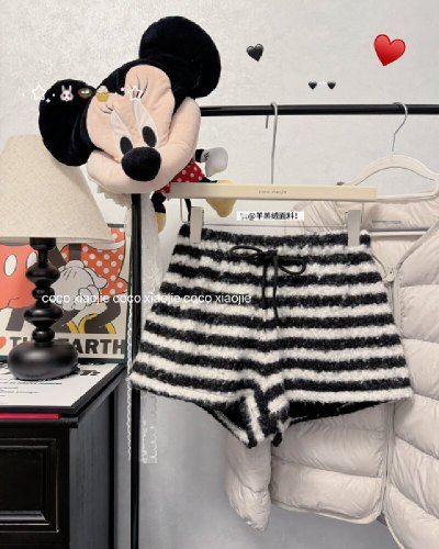 Photographed Retro Zebra Print Casual Shorts Winter Lamb Wool Black and White Striped High-Waist A-Line Loose Wide Leg Boot Pants